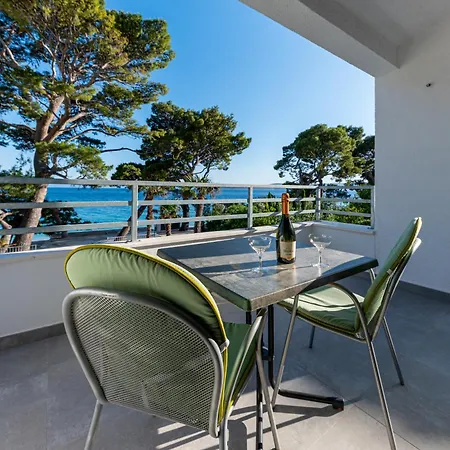 Apartment Seafront Marija