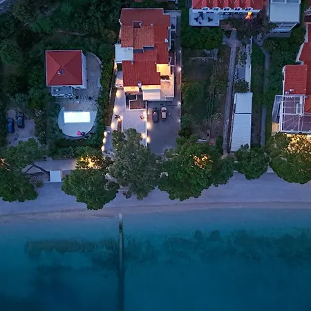 Apartment Seafront Marija Brela