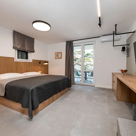 Seafront Marija * Brela